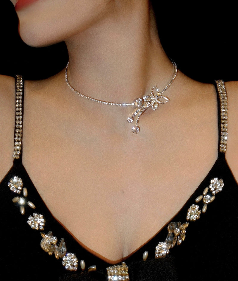 Noble Finery Necklace